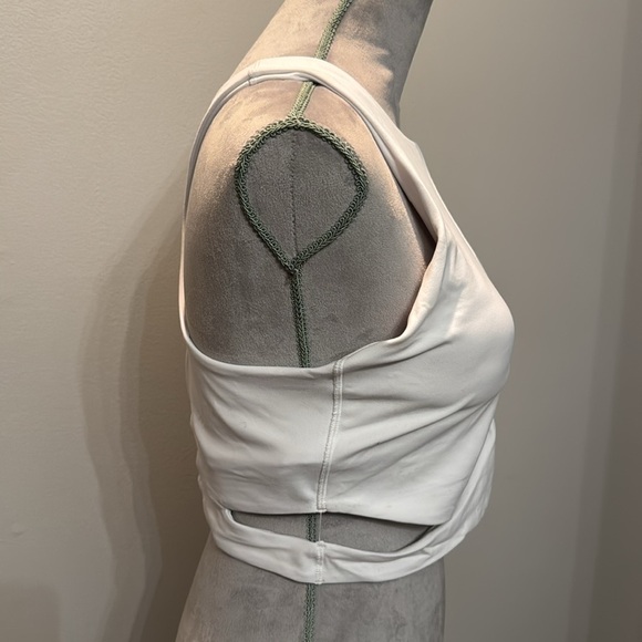 Athleta conscious white cut out crop tank D DD NWT L - Picture 9 of 11